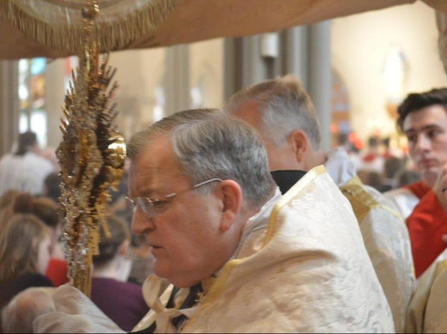Cardinal Burke Processing with Blessed Sacrament